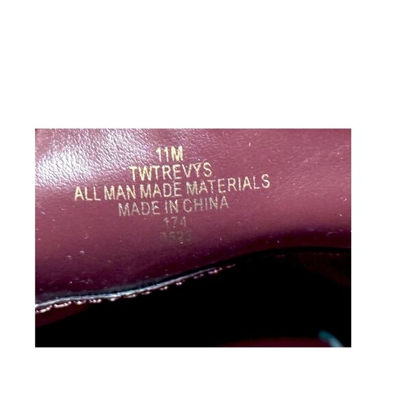 Tommy Hilfiger Womens Twtrevys Burgundy Loafers W/ Gold Logo 11 - Picture 8 of 9